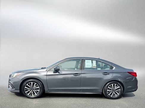 Used 2018 Subaru Legacy 2.5i Premium AWD/4WD image 2