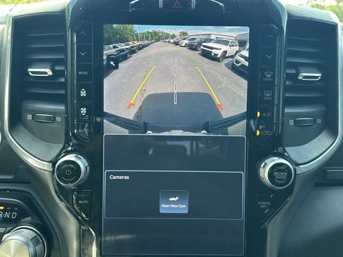 Used 2023 RAM 1500 Laramie AWD/4WD image 33