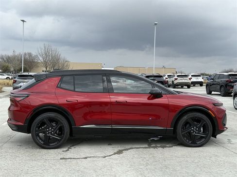 New 2026 Chevrolet Equinox EV RS image 3