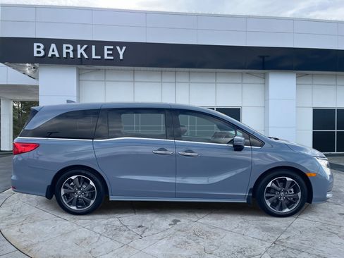 Used 2023 Honda Odyssey Elite image 8