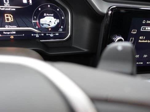 Used 2022 GMC Sierra 1500 Denali image 57