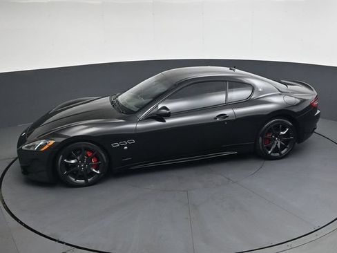Used 2013 Maserati GranTurismo Sport RWD image 26