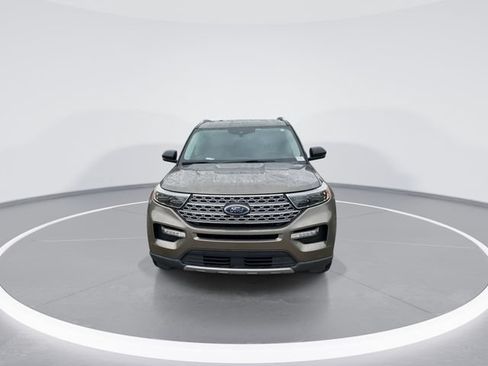 Used 2021 Ford Explorer Limited AWD/4WD image 2