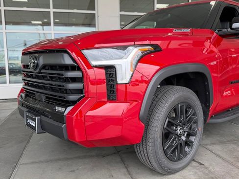 New 2026 Toyota Tundra Limited AWD/4WD image 3