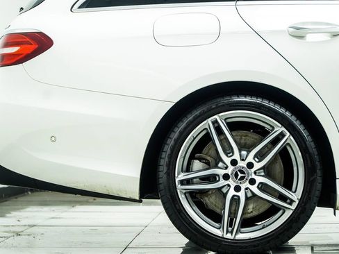 Used 2019 Mercedes-Benz E 450 4MATIC Wagon image 9