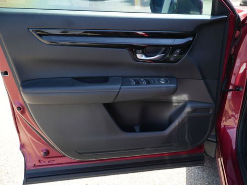 Used 2023 Honda CR-V Sport Touring image 4