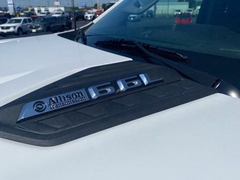 Used 2024 Chevrolet Silverado 2500 W/T w/ WT Convenience Package image 5