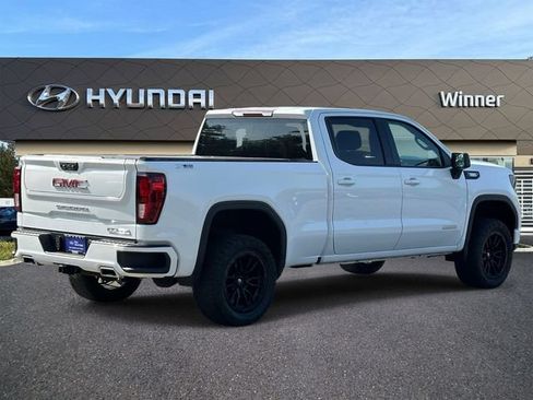 Used 2022 GMC Sierra 1500 Elevation w/ X31 Off-Road Package AWD/4WD image 4