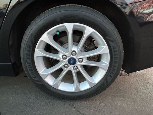 Used 2019 Ford Fusion SE image 23