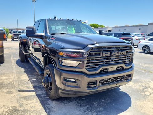 Used 2025 RAM 3500 Tradesman AWD/4WD image 1