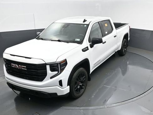 Used 2024 GMC Sierra 1500 Pro w/ Graphite Edition image 19