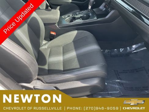 Used 2023 Honda Civic Sport image 27