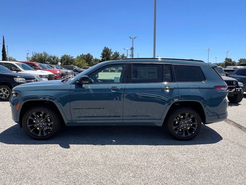 New 2026 Jeep Grand Cherokee L Limited AWD/4WD image 3