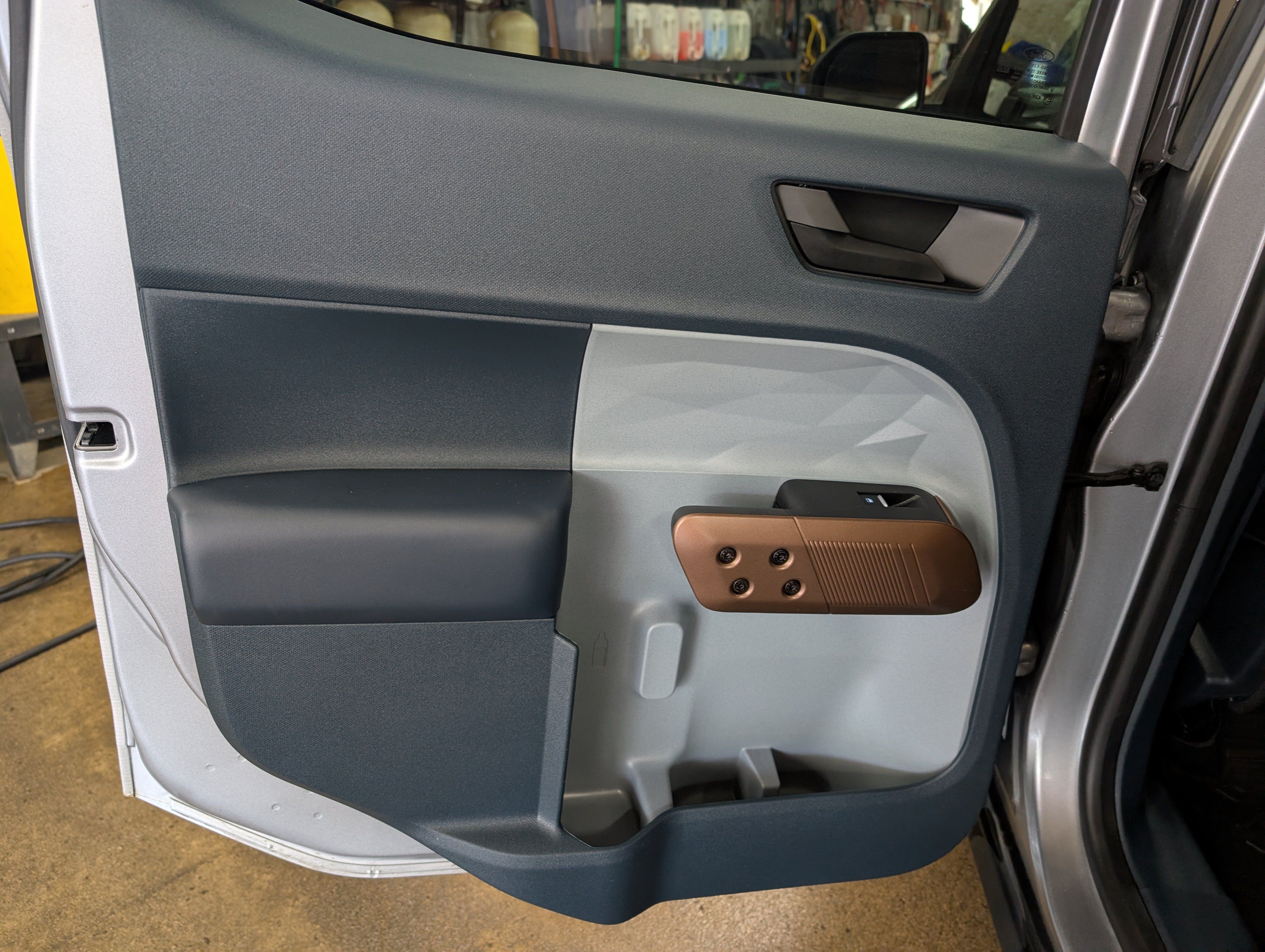 Used 2024 Ford Maverick Lariat FWD image 6