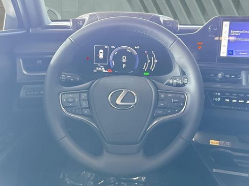 Certified 2026 Lexus UX 300h FWD w/ Accessory Package (Z2) image 14