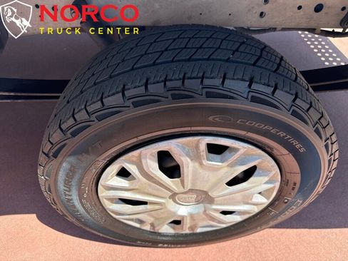 Used 2018 Ford Transit 350 138 w/ Interior Upgrade Package image 18