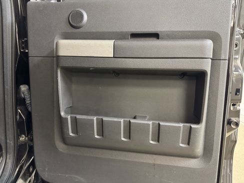 Used 2014 Ford F250 Lariat w/ Chrome Package image 25