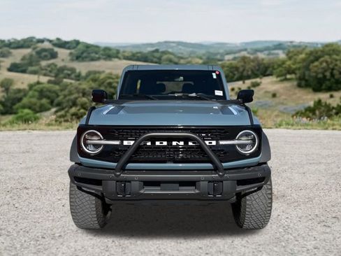 Used 2021 Ford Bronco First Edition AWD/4WD image 2