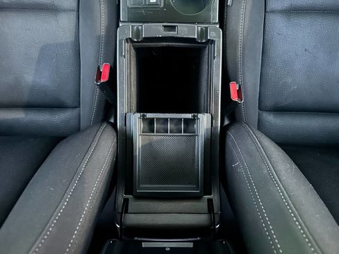 Used 2015 Subaru Legacy 2.5i Premium w/ Moonroof Package image 28