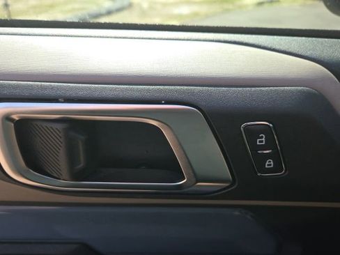 Certified 2023 Ford Bronco Wildtrak image 18