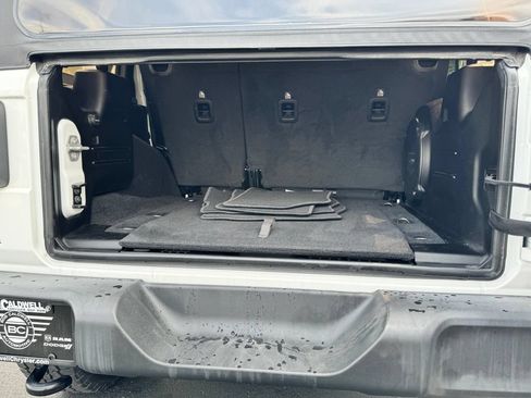 Used 2021 Jeep Wrangler Unlimited Sport AWD/4WD image 15