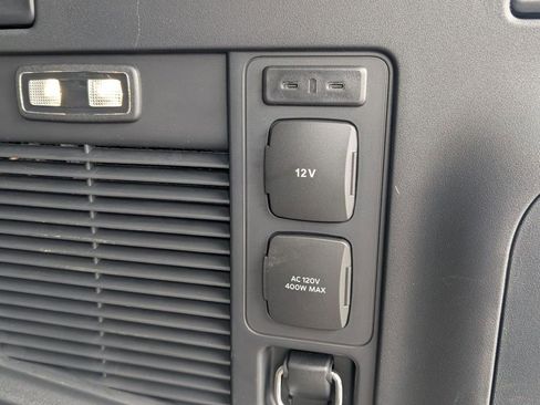 New 2025 Ford Expedition Platinum w/ Stealth Performance Package image 21