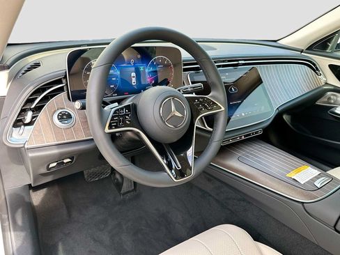 Used 2024 Mercedes-Benz E 450 4MATIC Sedan w/ Winter Package image 9