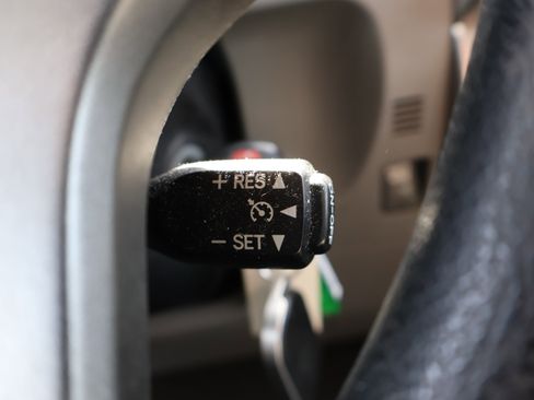 Used 2011 Toyota 4Runner SR5 image 79