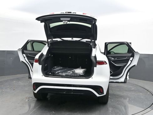 New 2026 Jaguar F-PACE R-Dynamic S image 39