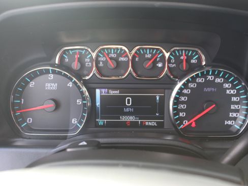 Used 2019 Chevrolet Silverado 1500 LT image 18