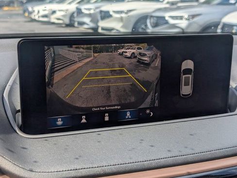 Certified 2022 Acura MDX FWD w/ Technology Package image 26