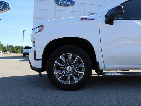 Used 2019 Chevrolet Silverado 1500 RST AWD/4WD image 9
