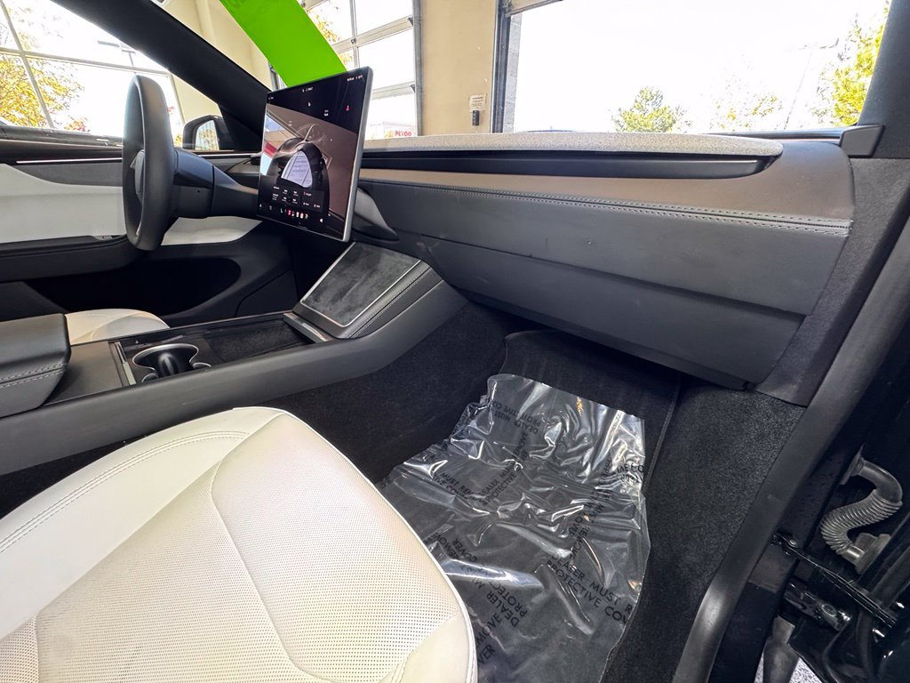 Used 2026 Tesla Model Y Long Range AWD/4WD image 31