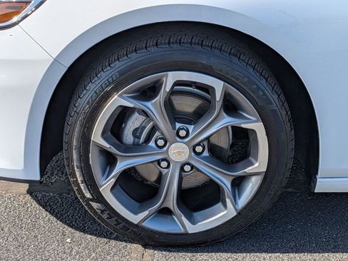 Used 2024 Chevrolet Malibu LT image 10