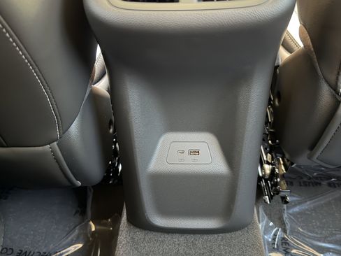 New 2026 Buick Envision Sport Touring image 28