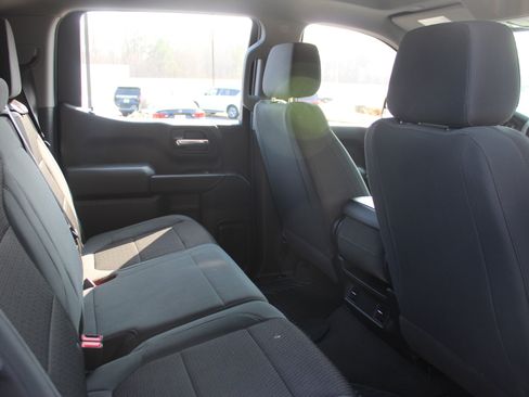 Used 2020 Chevrolet Silverado 1500 Custom Trail Boss w/ Custom Convenience Package image 27