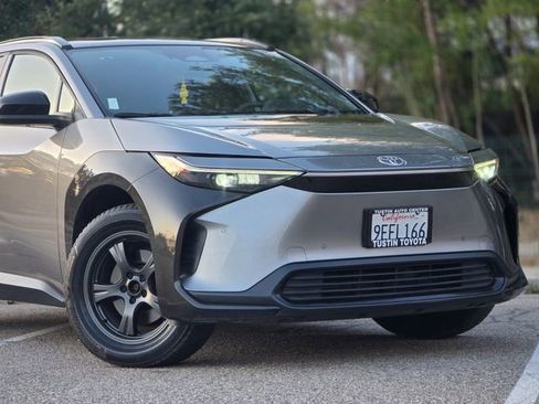 Used 2023 Toyota bZ4X XLE w/ Weather Package AWD/4WD image 2