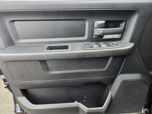 Used 2022 RAM 1500 Tradesman w/ Tradesman SXT Package image 17