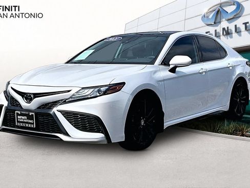Used 2021 Toyota Camry XSE FWD image 14