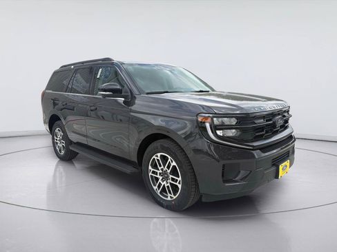 New 2026 Ford Expedition Active RWD image 7