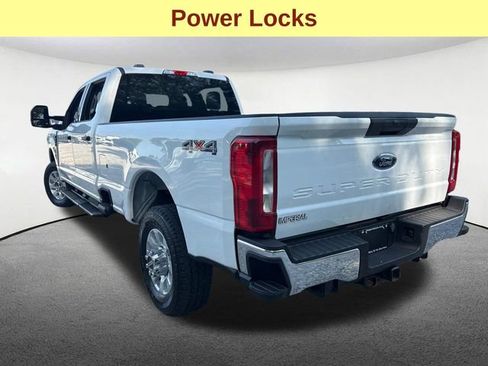 Used 2024 Ford F250 XLT AWD/4WD image 11