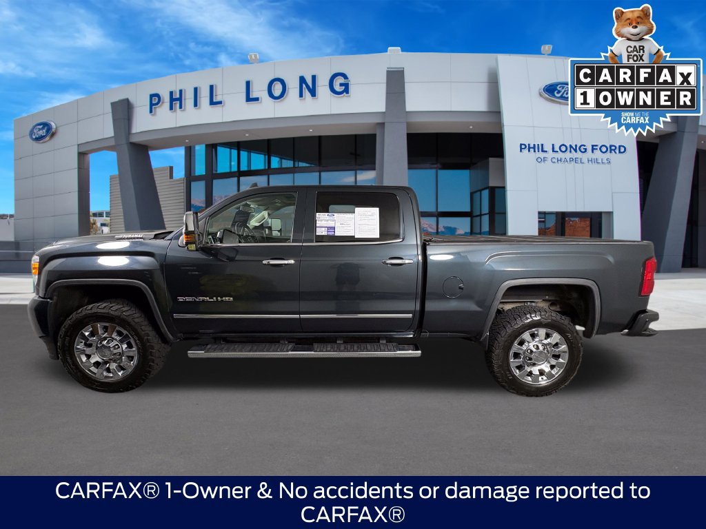 Used 2019 GMC Sierra 2500 Denali w/ Duramax Plus Package AWD/4WD image 2