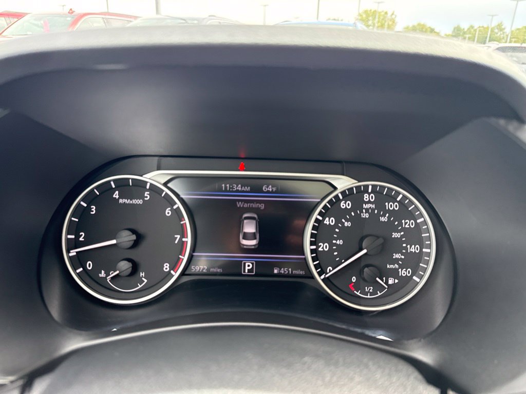Certified 2025 Nissan Sentra SR w/ SR Premium Package FWD image 8