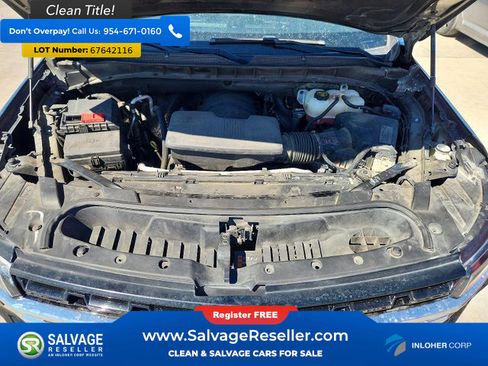 Used 2021 Chevrolet Suburban LS RWD image 16