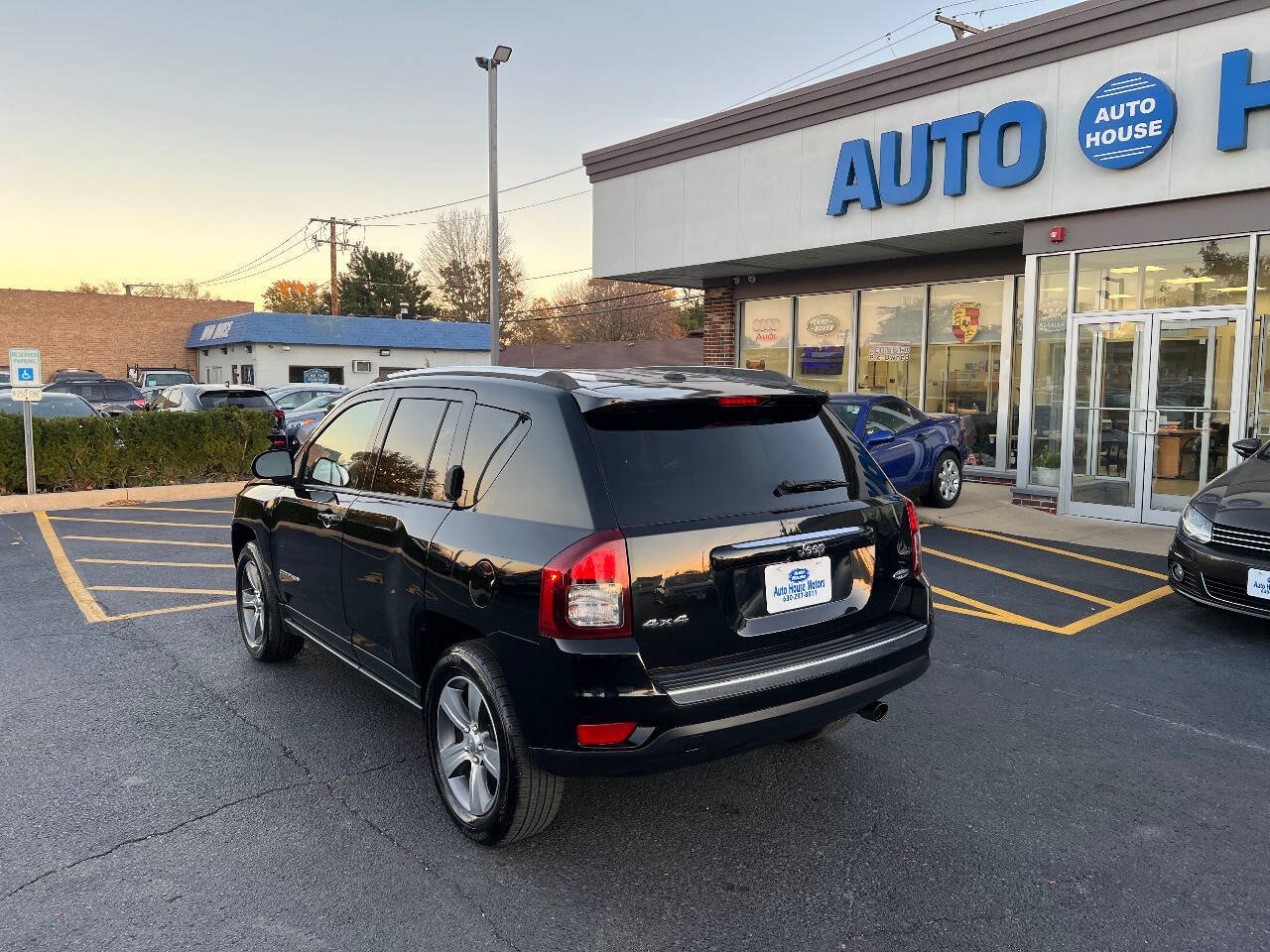 Used 2017 Jeep Compass High Altitude AWD/4WD image 11