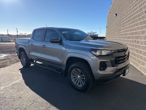 Used 2024 Chevrolet Colorado LT w/ LT Convenience Package II image 1