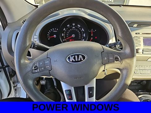 Used 2013 Kia Sportage LX image 9