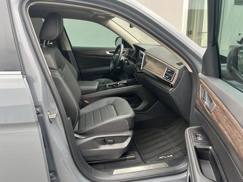 Certified 2026 Volkswagen Atlas SEL AWD/4WD image 39