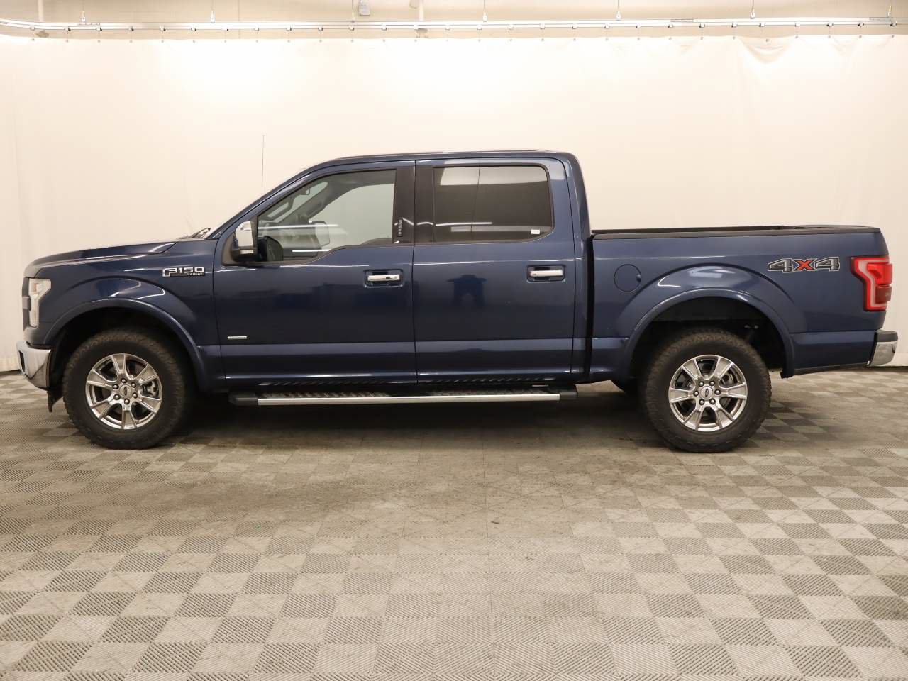 Used 2017 Ford F150 Lariat w/ Equipment Group 502A Luxury AWD/4WD image 2