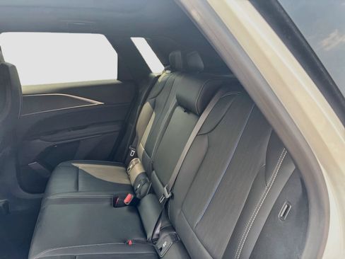 Used 2025 Cadillac Lyriq Sport RWD image 24